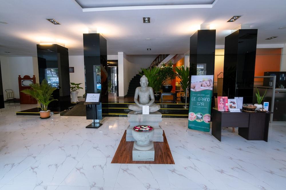 Altos Hotel Phnom Penh Zewnętrze zdjęcie