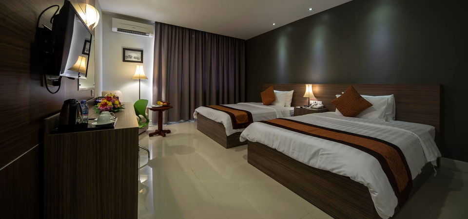 Altos Hotel Phnom Penh Zewnętrze zdjęcie